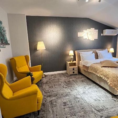 Complex Rediu 54 Luxury Apartaments Yaş Dış mekan fotoğraf