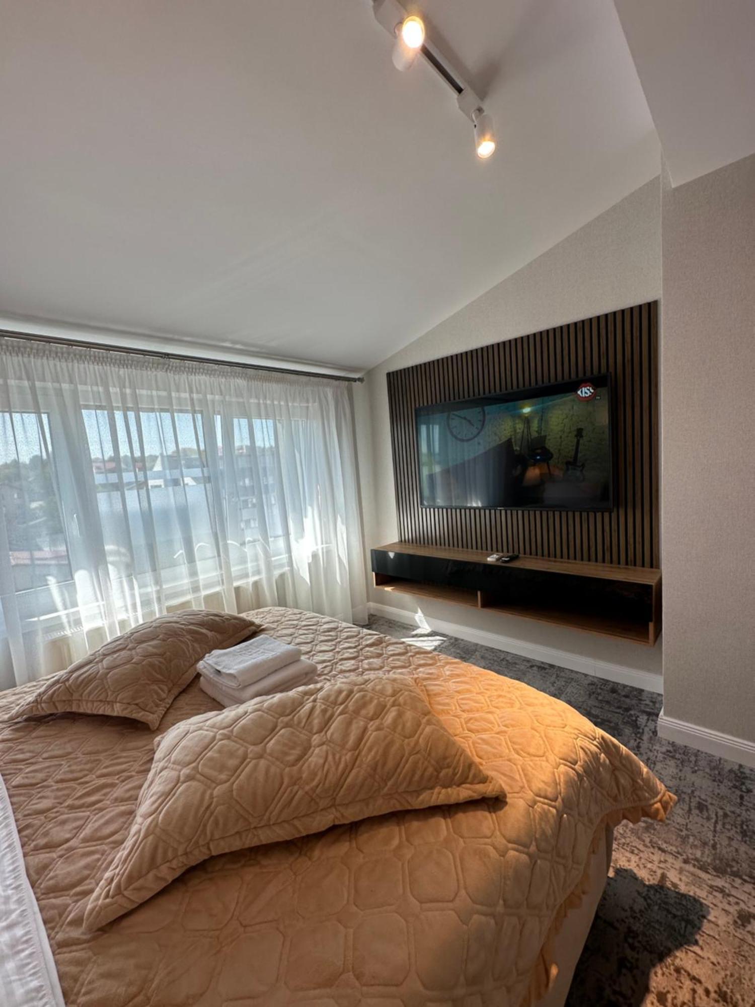 Complex Rediu 54 Luxury Apartaments Yaş Dış mekan fotoğraf