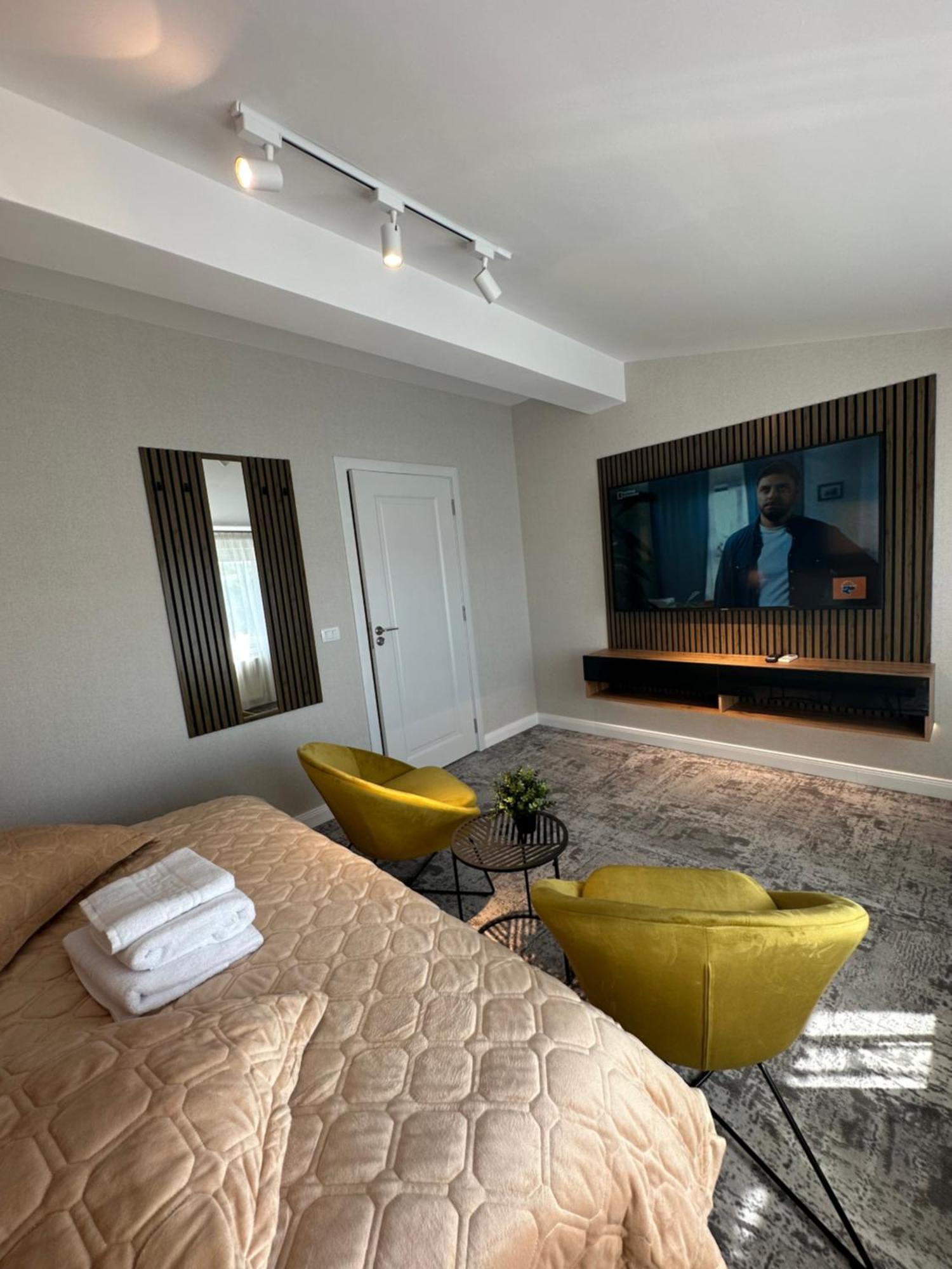 Complex Rediu 54 Luxury Apartaments Yaş Dış mekan fotoğraf