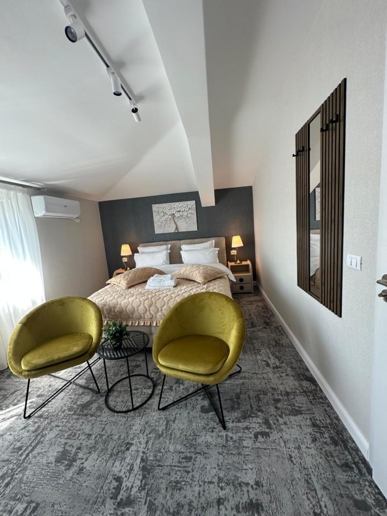 Complex Rediu 54 Luxury Apartaments Yaş Dış mekan fotoğraf