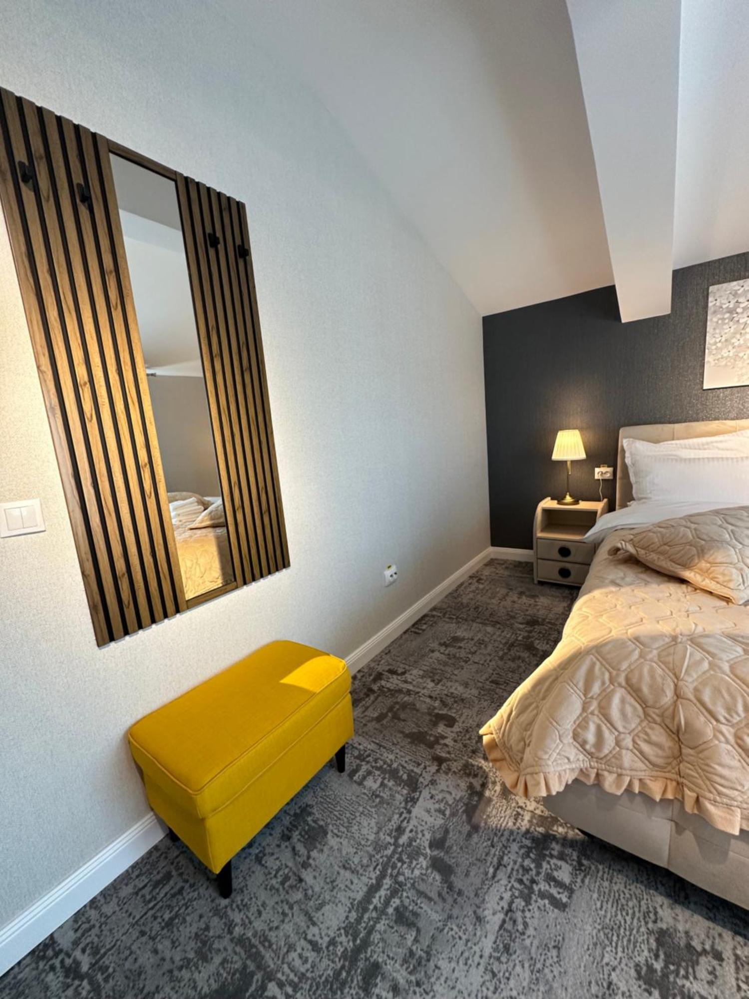 Complex Rediu 54 Luxury Apartaments Yaş Dış mekan fotoğraf